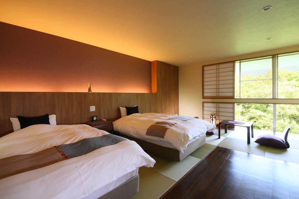 Hotel Miyama Чичибу Екстериор снимка