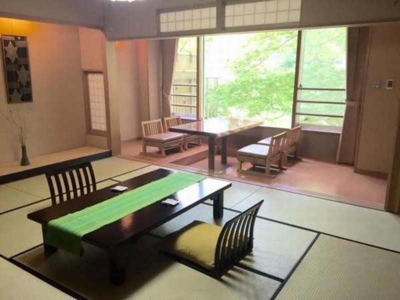 Hotel Miyama Чичибу Екстериор снимка